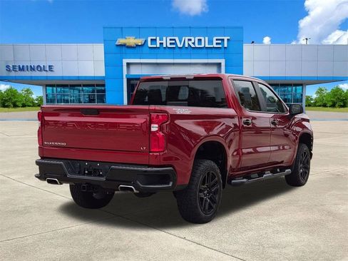 Used 2021 Chevrolet Silverado 1500 LT Trail Boss w/ Convenience Package II AWD/4WD image 4