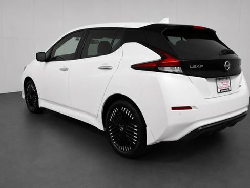 Certified 2023 Nissan Leaf SV Plus FWD image 6