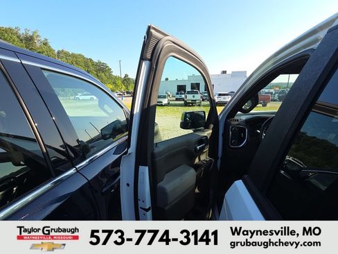 Certified 2020 Chevrolet Silverado 1500 LT AWD/4WD image 8