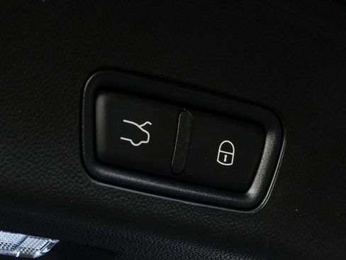 New 2026 Maserati Grecale Folgore AWD/4WD image 32