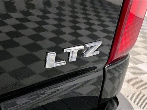 Used 2022 Chevrolet Silverado 2500 LTZ w/ Carhartt Edition image 8