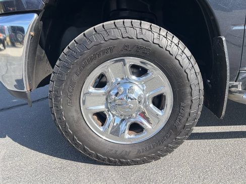 Used 2016 RAM 2500 SLT w/ Protection Group AWD/4WD image 14