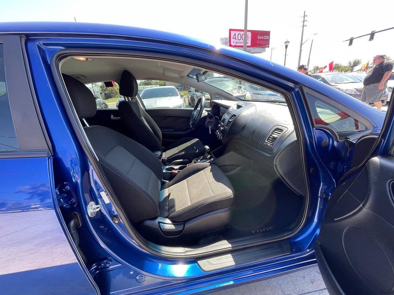 Used 2018 Kia Forte LX FWD image 11