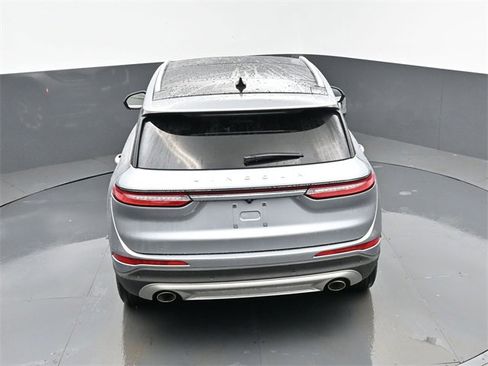 Used 2022 Lincoln Corsair AWD w/ Premium Package image 31