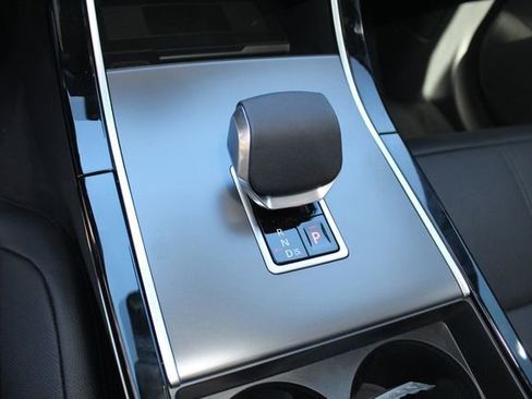 New 2026 Land Rover Range Rover Velar S image 15