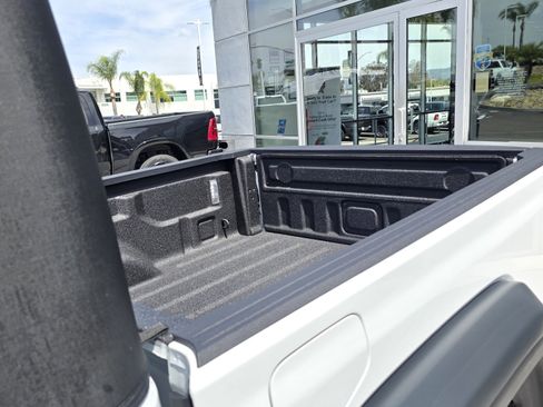 New 2026 Jeep Gladiator Rubicon AWD/4WD image 17