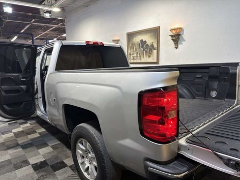 Used 2018 Chevrolet Silverado 1500 LT w/ Texas Edition RWD image 8