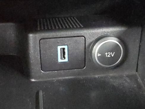 Used 2020 Ford Escape SEL image 28