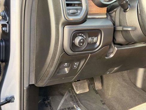 Used 2019 RAM 1500 Limited AWD/4WD image 29