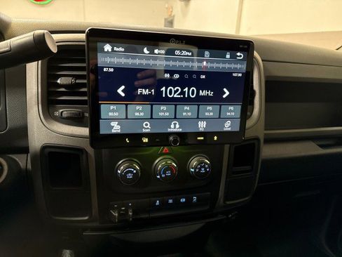 Used 2017 RAM 2500 Tradesman w/ Chrome Appearance Group image 24