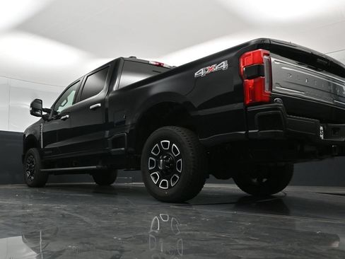 Used 2024 Ford F250 Platinum AWD/4WD image 61