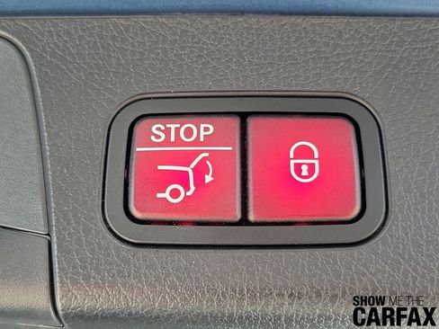 Used 2021 Mercedes-Benz GLB 250 image 9
