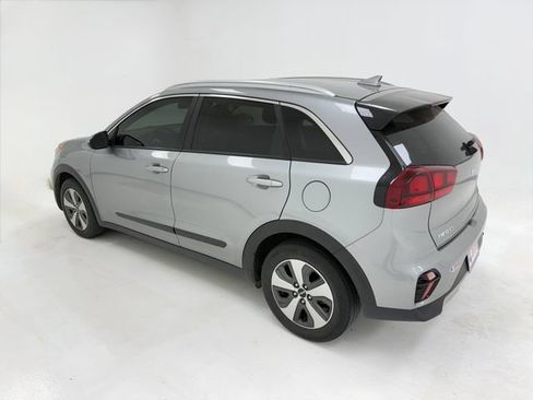 Used 2022 Kia Niro LX FWD image 17