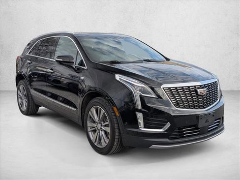 Used 2022 Cadillac XT5 Premium Luxury w/ Platinum Package image 3
