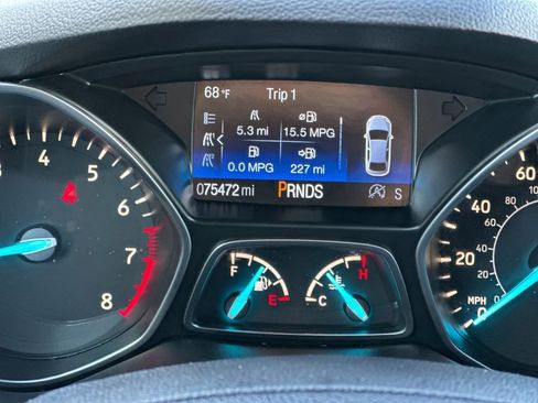 Used 2019 Ford Escape SE FWD image 26