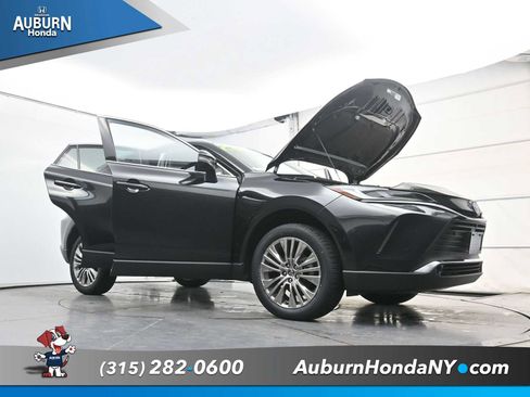 Used 2023 Toyota Venza Limited AWD/4WD image 31