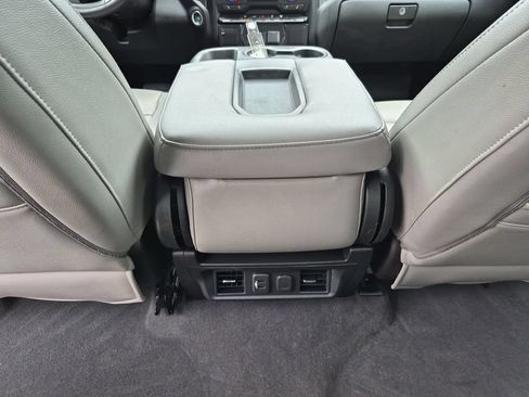 Used 2019 Chevrolet Silverado 1500 LT w/ Texas Edition RWD image 33