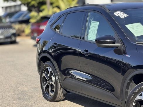 Used 2025 Ford Escape ST-Line Select image 5