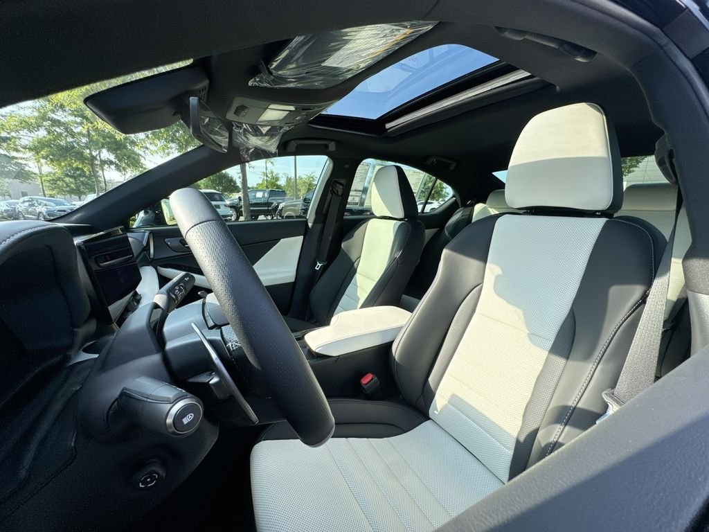 New 2026 Lexus IS 350 F Sport w/ Technology Package RWD image 10
