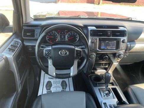 Used 2015 Toyota 4Runner SR5 Premium AWD/4WD image 20