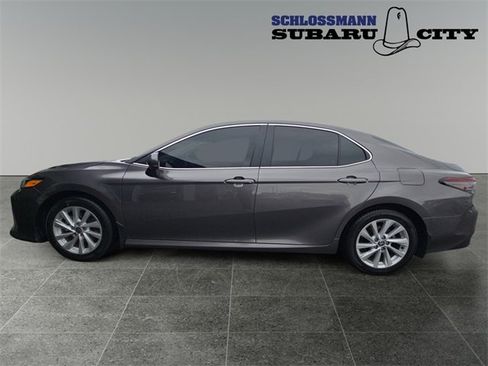 Used 2023 Toyota Camry LE image 6