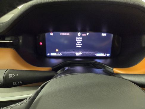 Certified 2025 Jeep Compass Limited w/ Elite Group image 17