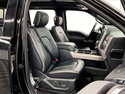 Used 2022 Ford F250 Platinum image 7