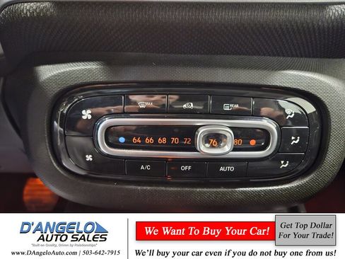 Used 2016 smart fortwo Prime image 24