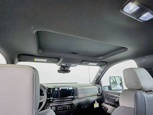 New 2026 Chevrolet Silverado 2500 ZR2 AWD/4WD image 14