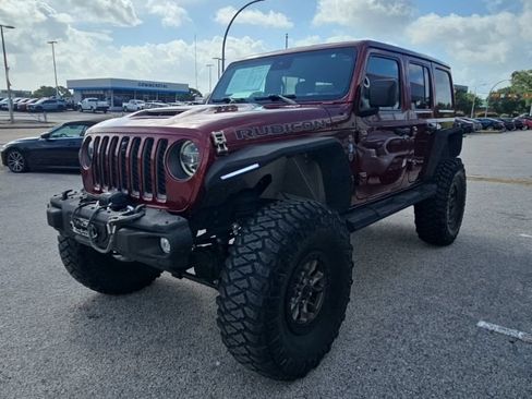Used 2021 Jeep Wrangler Unlimited Rubicon w/ Dual Top Group AWD/4WD image 3