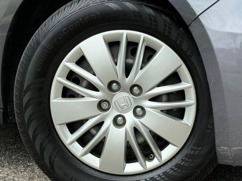 Used 2016 Honda Odyssey LX image 26