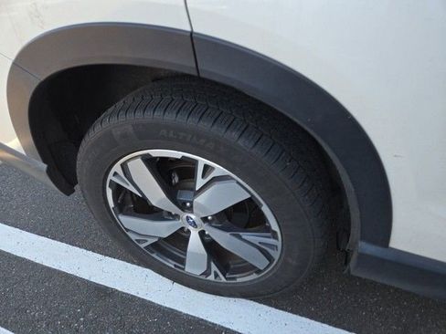 Used 2020 Subaru Forester Touring image 7