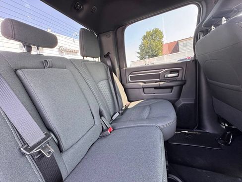 New 2026 RAM 2500 Big Horn AWD/4WD image 21