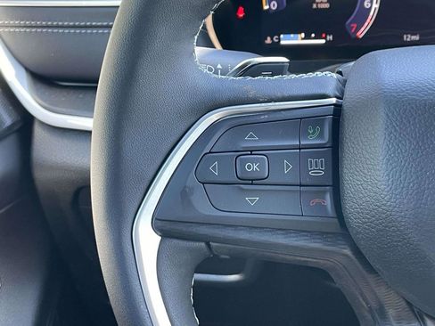 New 2025 Jeep Grand Cherokee L Altitude image 14