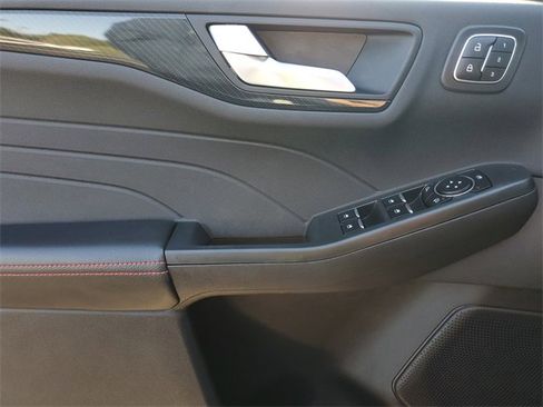 Certified 2023 Ford Escape ST-Line Elite w/ Premium Technology Package image 17