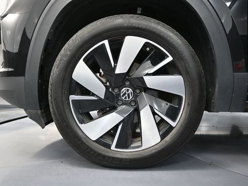 Used 2024 Volkswagen Atlas Cross Sport SE image 16