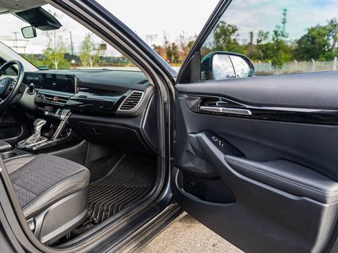 Used 2024 Kia Seltos S image 12