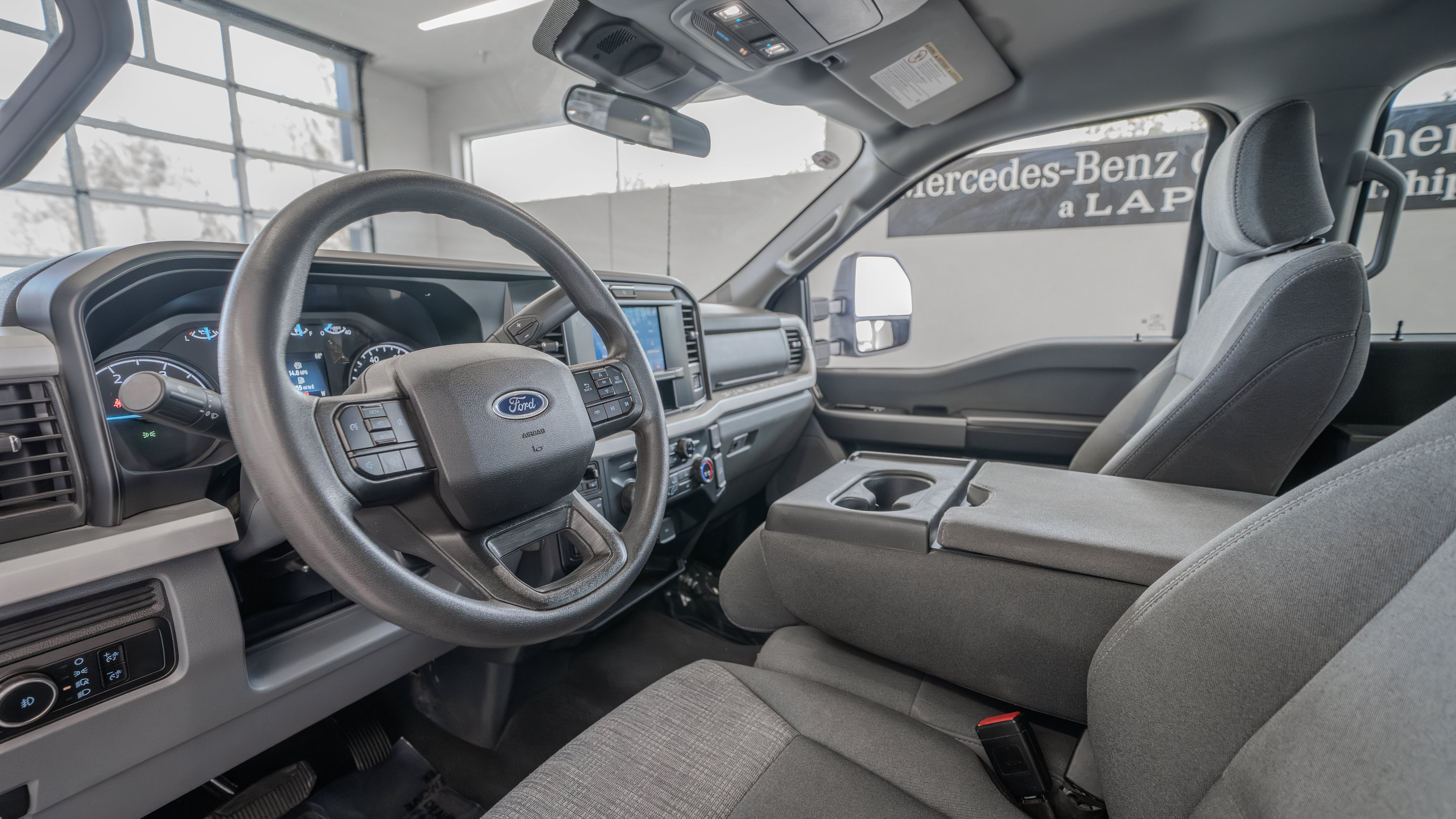 Used 2025 Ford F250 XLT AWD/4WD image 6