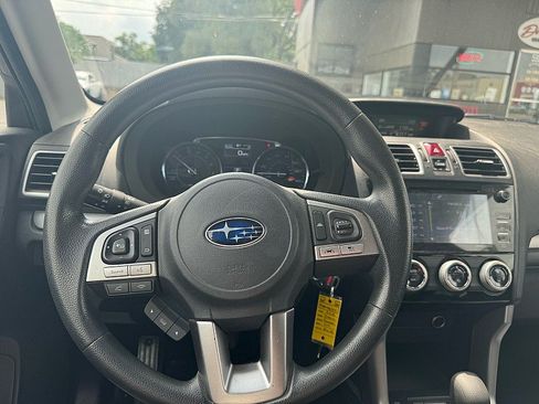 Used 2018 Subaru Forester 2.5i Premium AWD/4WD image 11
