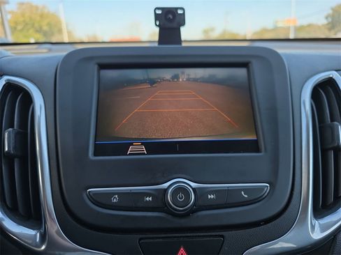 Used 2020 Chevrolet Equinox LT image 28