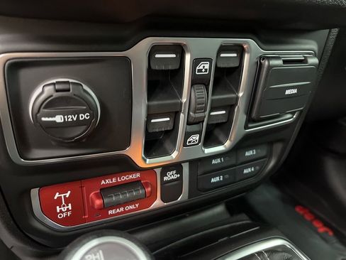 New 2026 Jeep Gladiator Mojave AWD/4WD image 15