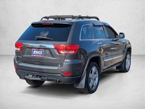 Used 2011 Jeep Grand Cherokee Overland image 5