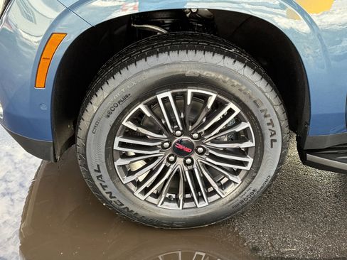 New 2026 GMC Yukon Elevation image 9