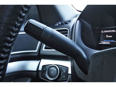 Used 2017 Ford Explorer XLT w/ Equipment Group 202A image 23