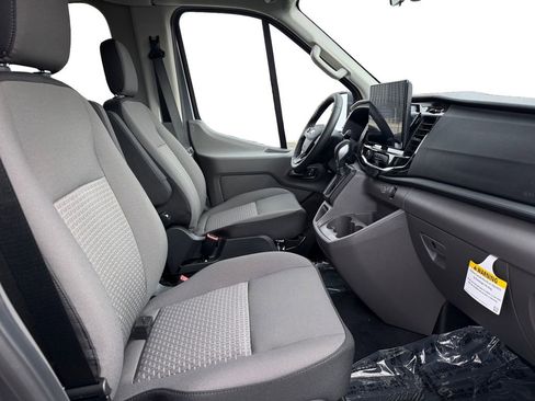 New 2026 Ford Transit 350 148 Medium Roof Wagon AWD image 43
