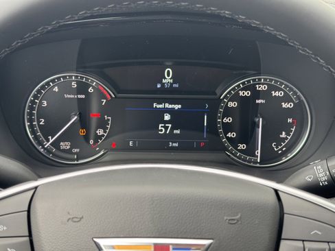 New 2025 Cadillac XT5 Luxury image 18