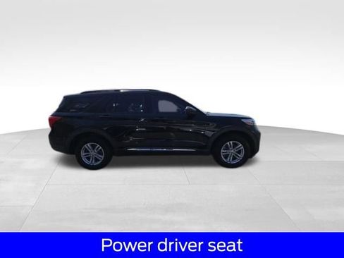 Used 2020 Ford Explorer XLT w/ Comfort Package AWD/4WD image 10