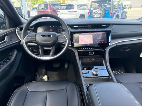 New 2026 Jeep Grand Cherokee L Limited AWD/4WD image 19