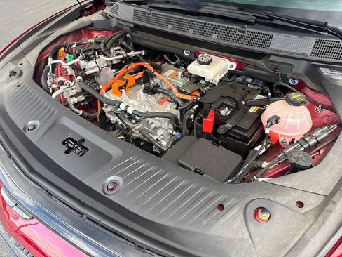 Used 2024 Chevrolet Equinox EV RS w/ Active Safety Package 3 FWD image 28