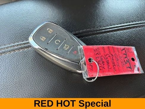 Used 2023 Chevrolet Malibu LT image 50